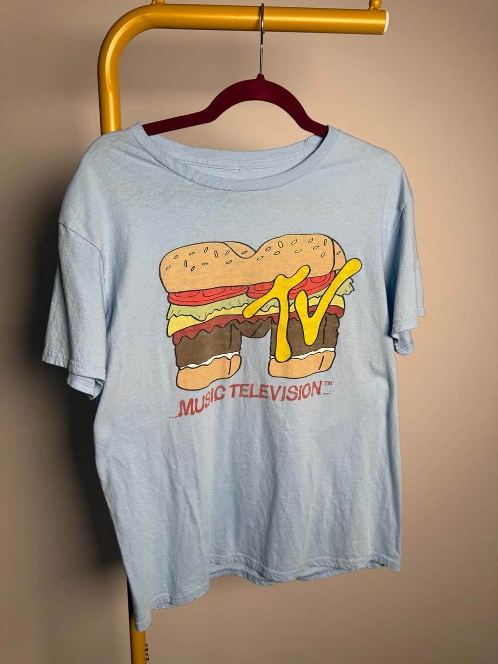 MTV Music Television Cheeseburger Burger Logo Graphic T-Shirt Light Blue